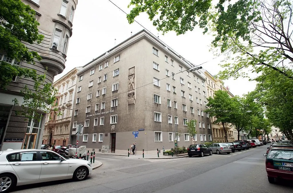 Theresianum Deluxe Hotel Vienna