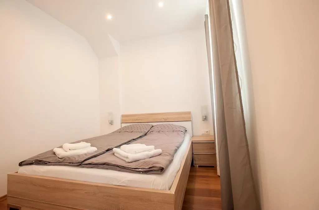 Appartamento Theresianum Deluxe Hotel Vienna